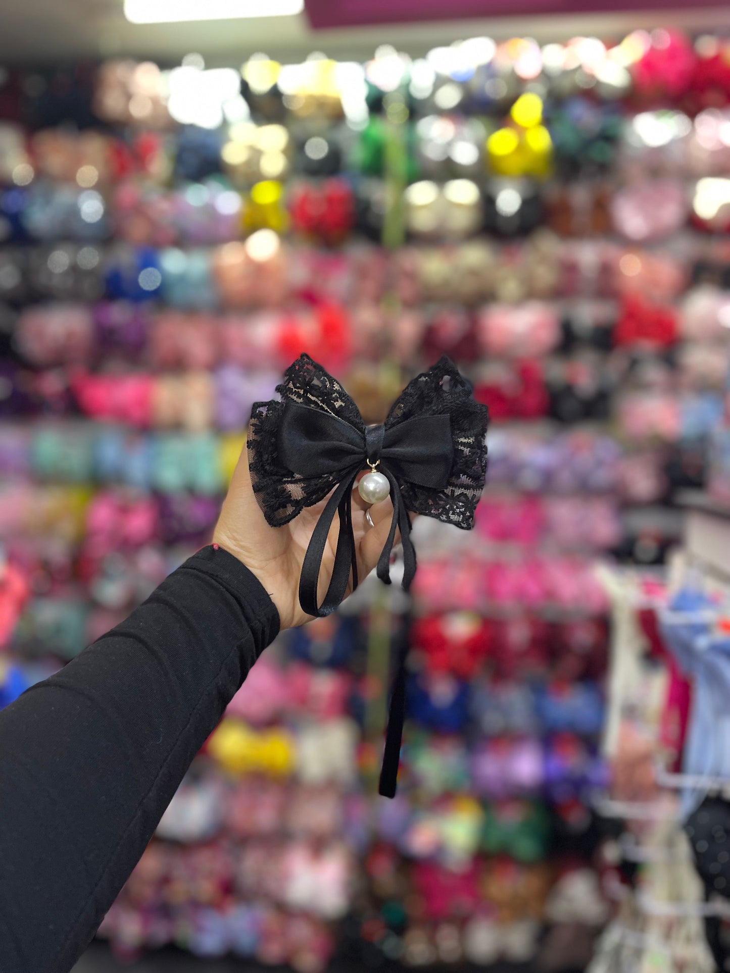 Moño De Encaje Con Perla - Los Moños De Kari