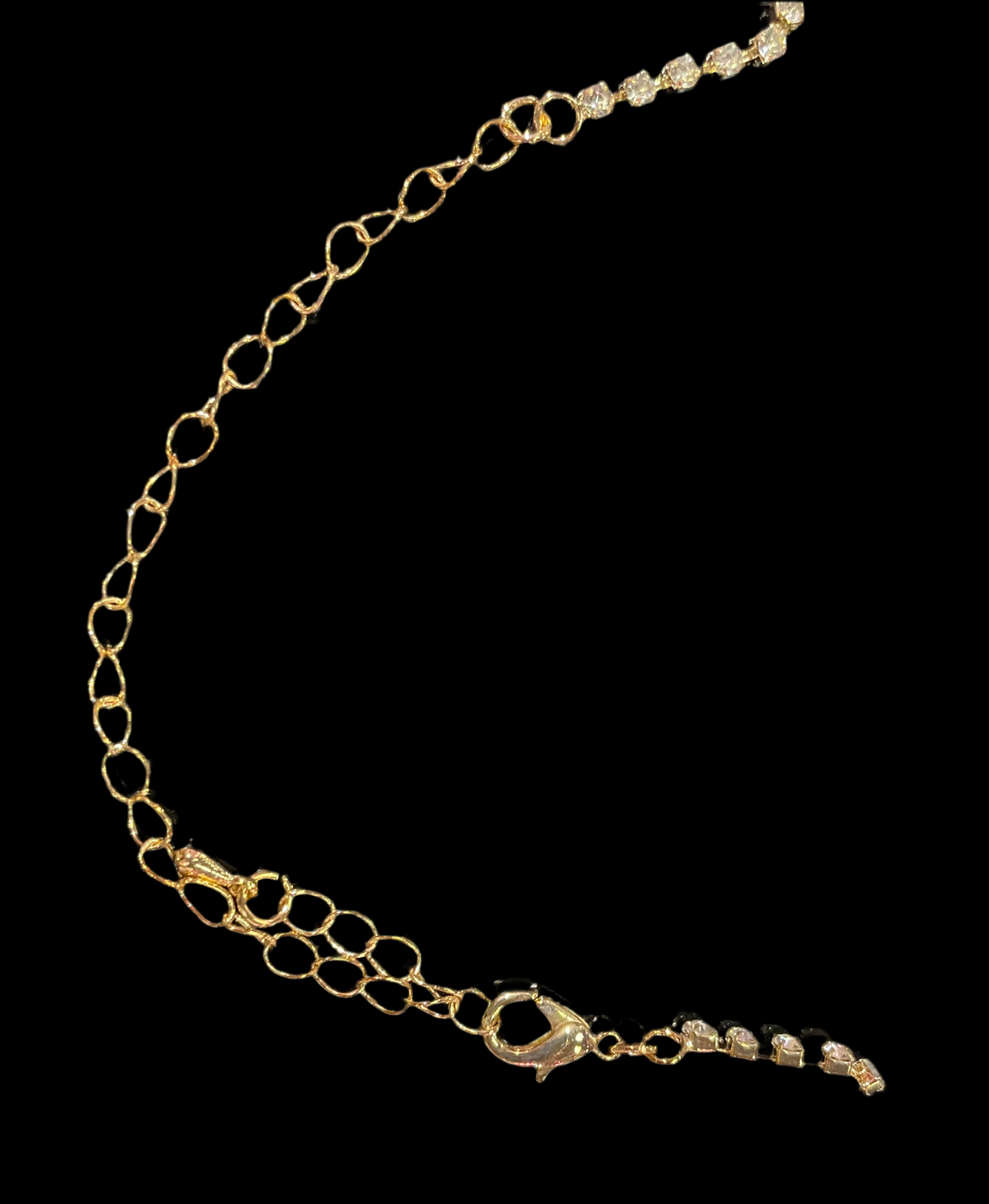 Juego de Collar y Aretes en Dorado - Bling Bling