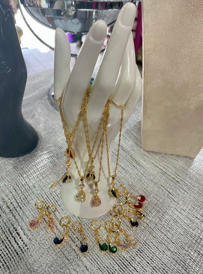 Juego de collar y aretes con dije en forma de Gota - Bling Bling