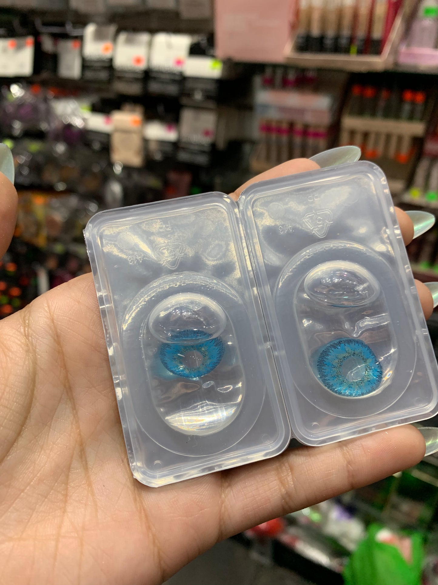 Lentes de contacto colores naturales ultramo - Queen Cosmétics