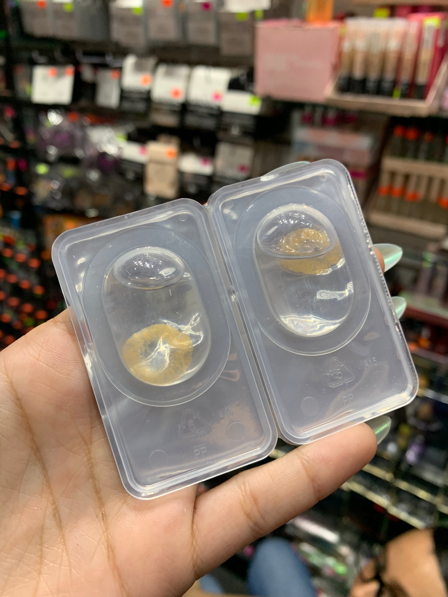 Lentes de contacto colores naturales ultramo - Queen Cosmétics