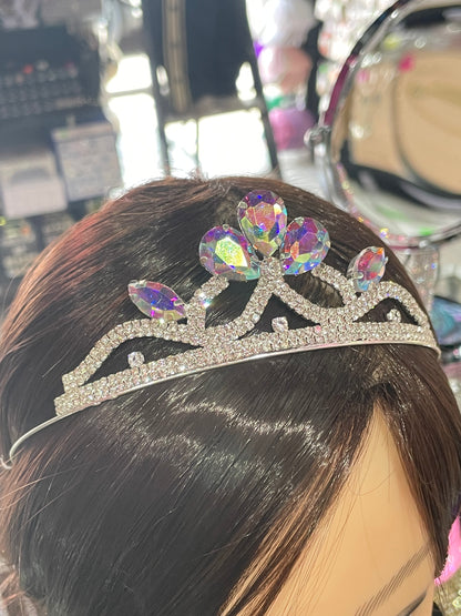 Tiara  pedrería tornasol