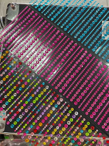 Pedrería para peinados/maquillaje